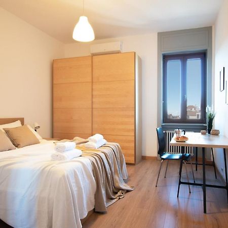 מילאנו I Host Apartment - Sant'Agostino 7 מראה חיצוני תמונה