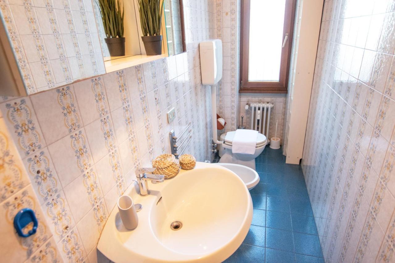מילאנו I Host Apartment - Sant'Agostino 7 מראה חיצוני תמונה